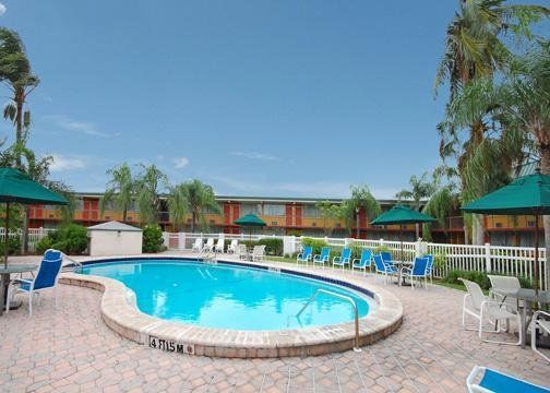 Clarion Hotel Fort Myers Kemudahan gambar