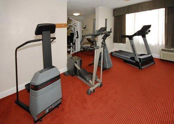 Clarion Hotel Fort Myers Kemudahan gambar